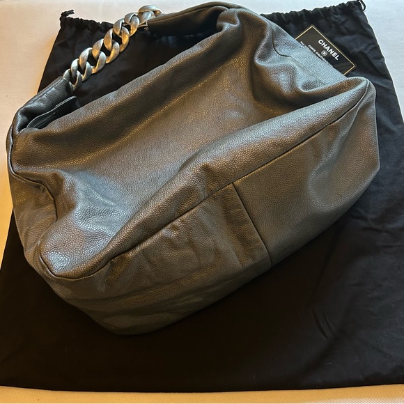 CHANEL Grey Caviar Leather 31 Hobo - Almost New - Excellent Condition - Picture 11 of 14